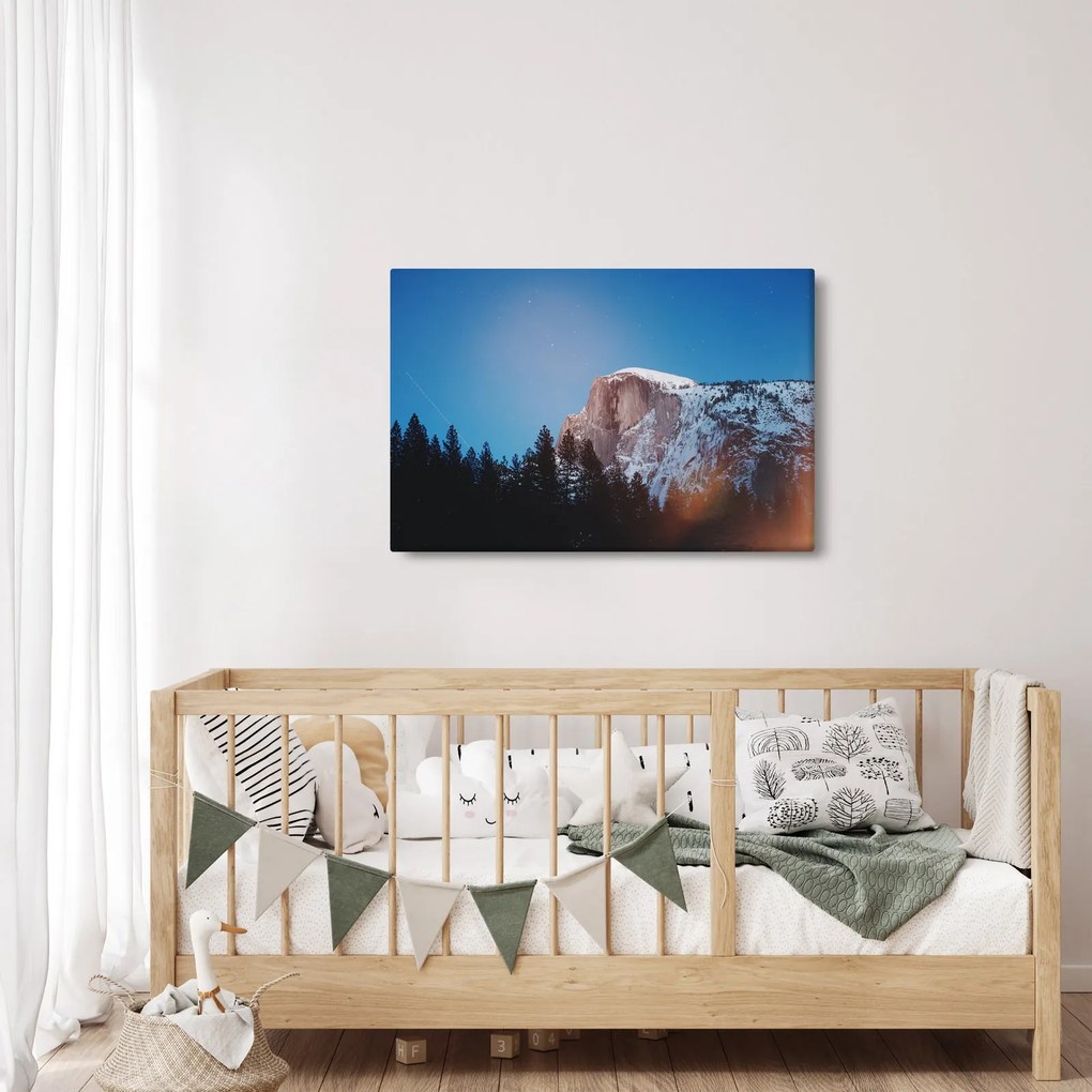 Obraz - Nočný vrchol hôr (90x60 cm)