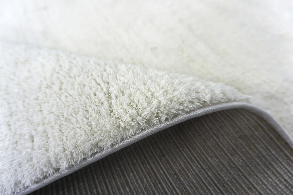 Kusový koberec Microsofty 8301 White