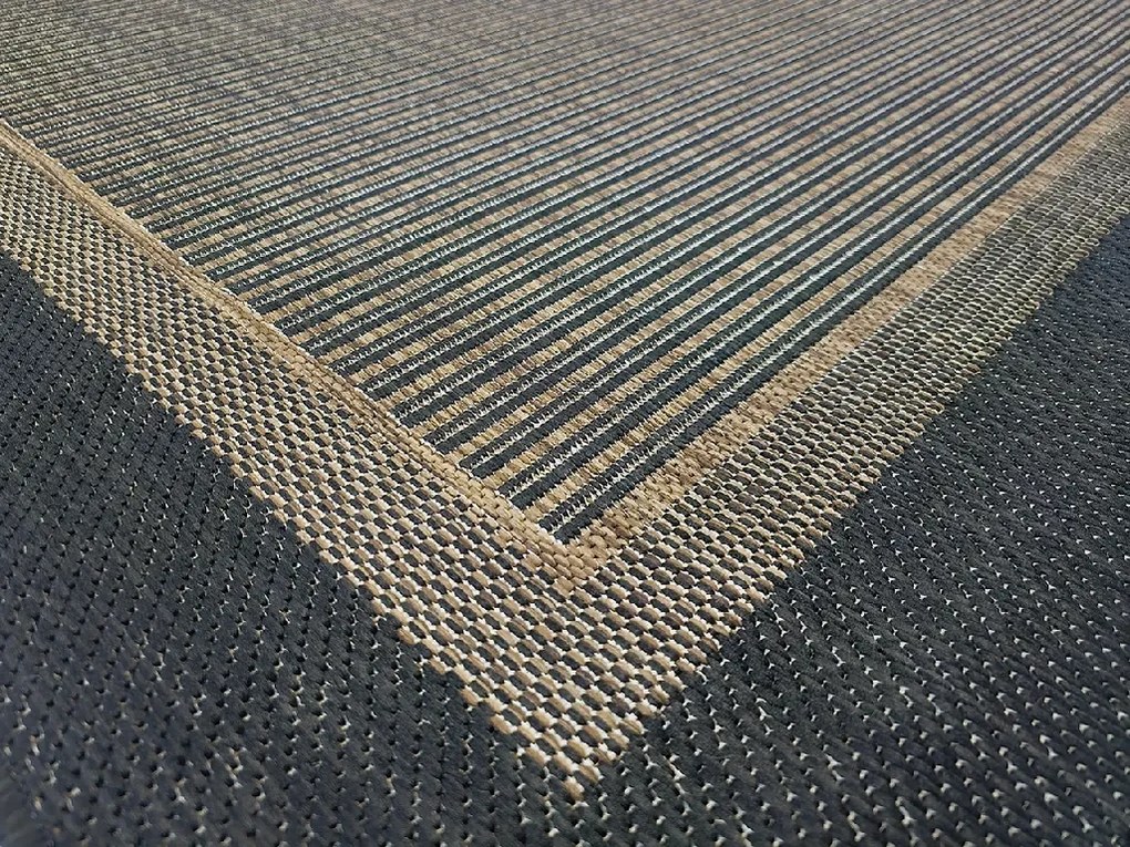 Koberec Eqos 0001 Brown – hnedý vzorovaný obdĺžnik Rozmer: 160x220 cm