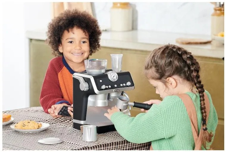 Casdon Detský hračkársky kávovar DeLonghi Barista  (100381133)