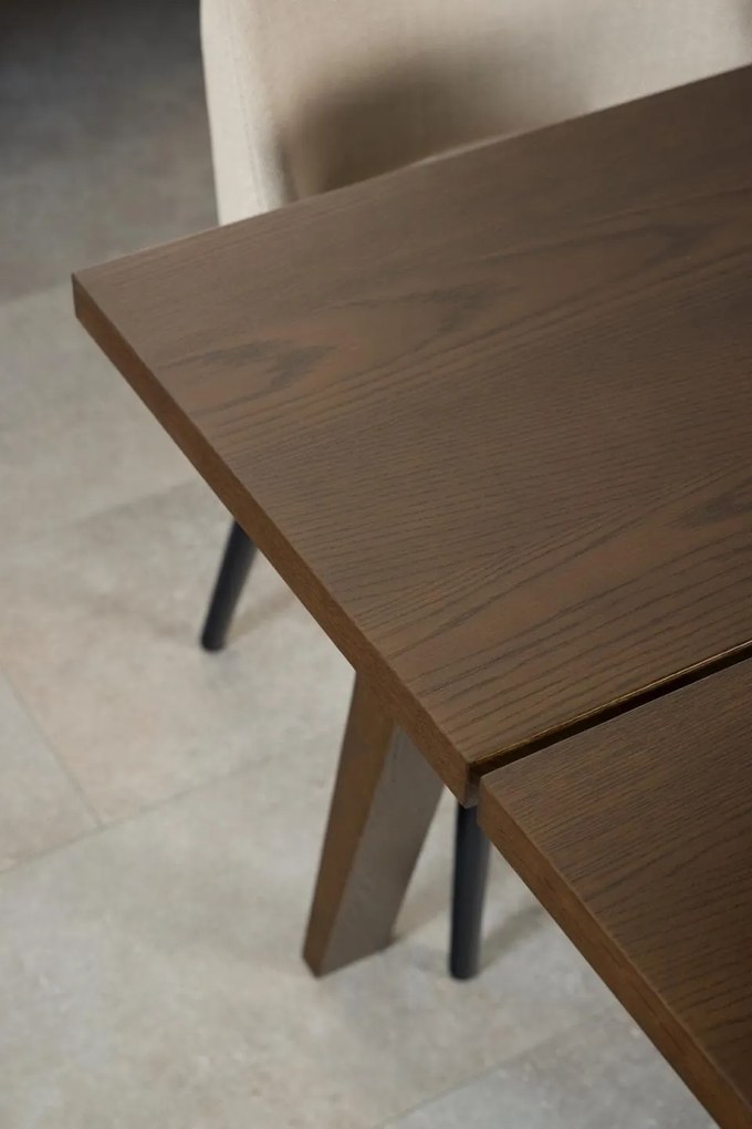 Jídelní stůl A-Line 200 cm dub kouřový