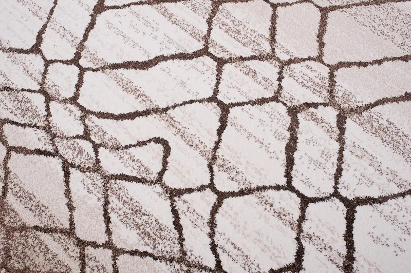 TA Koberec H072A BIELE SARI BRH Rozmer: 220x320 cm