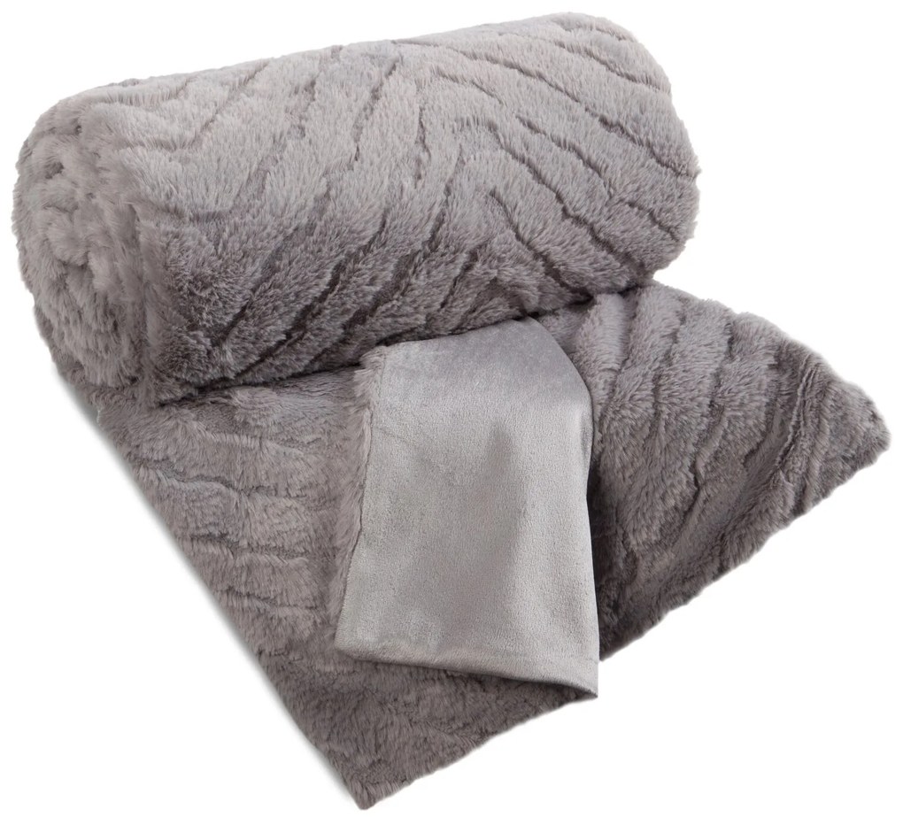 CHLPATÁ DEKA KATE 150X200 CM STRIEBORNÁ