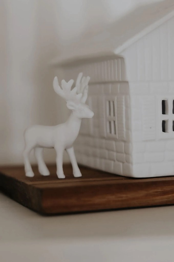 räder Porcelánový svietnik domček Ski Hut