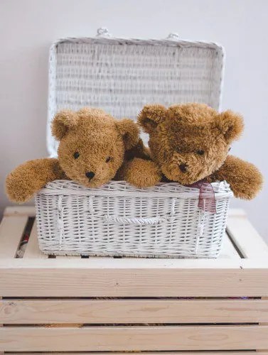 Prútený kufrík - biela