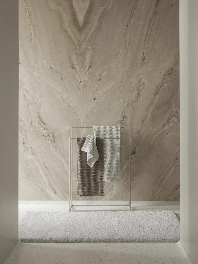 Krémovobiela kúpeľňová predložka 70x140 cm Tuufa – Blomus
