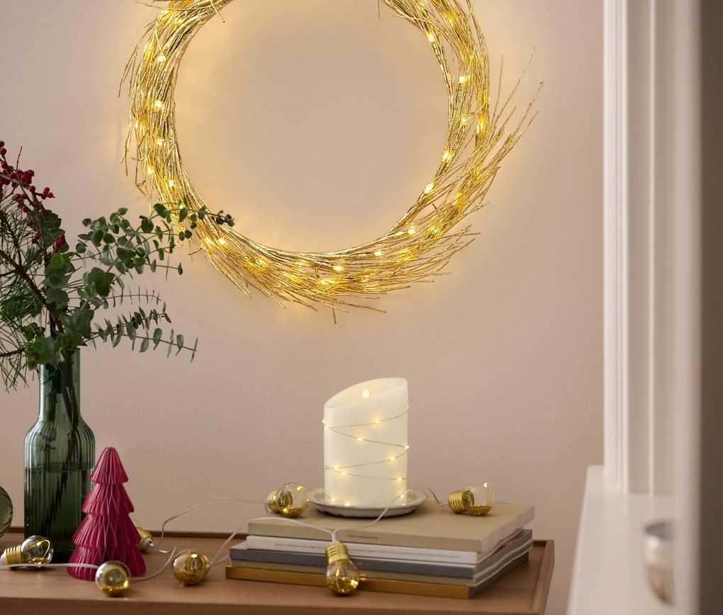 Svetelná reťaz s LED žiarovkami