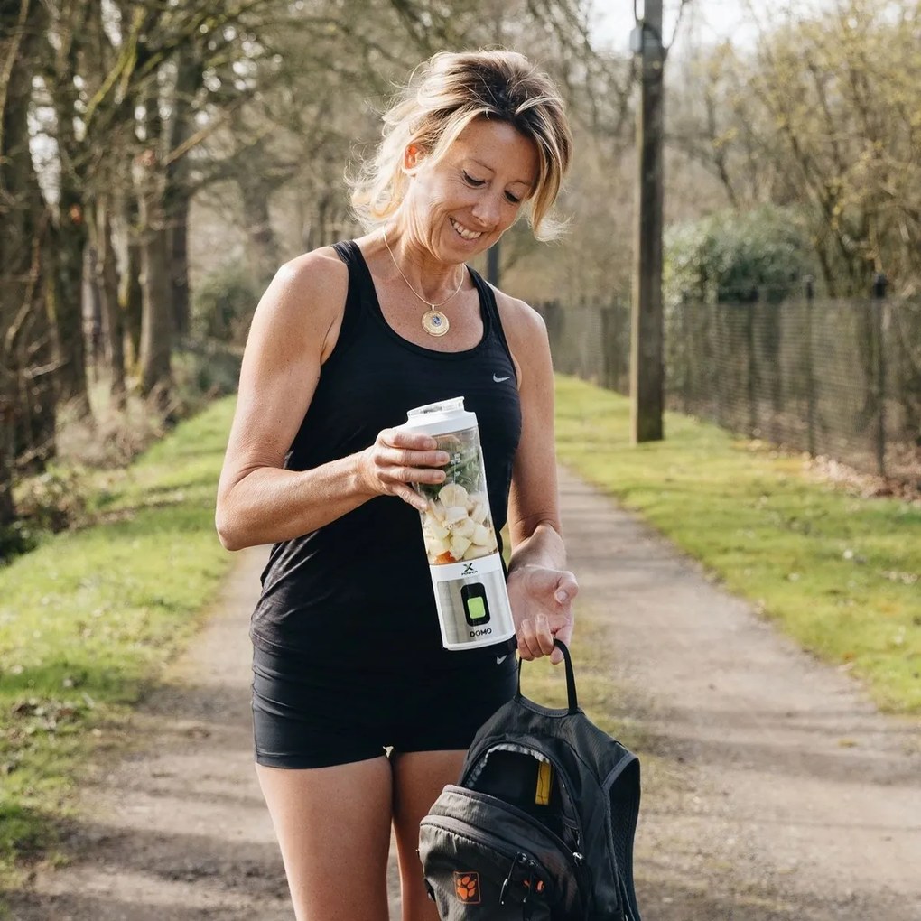 DOMO DO752BL akumulátorový smoothie mixér X-Powerto go