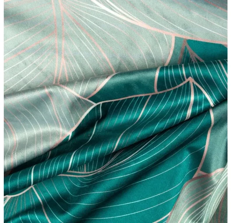 DECOREUM Zamatový záves s potlačou 140 cm x 270 cm viacfarebná 100 % polyester Rozmer varianty: 140 cm x 270 cm, Farba varianty: Granátová 105448