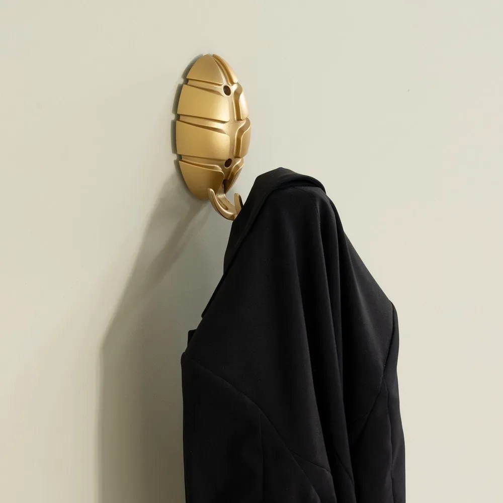 Nástenný háčik v zlatej farbe Bug – Spinder Design