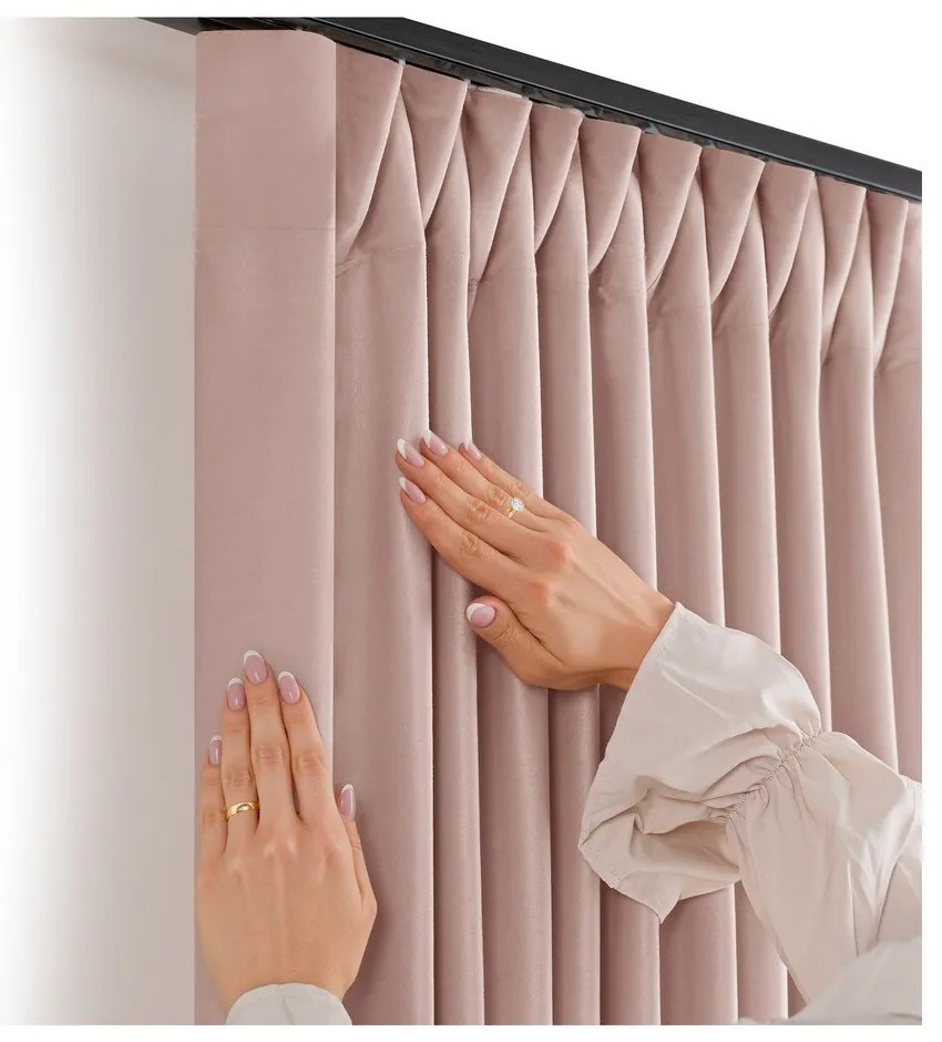 Svetloružový zamatový dimout záves 140x175 cm Velto – Filumi