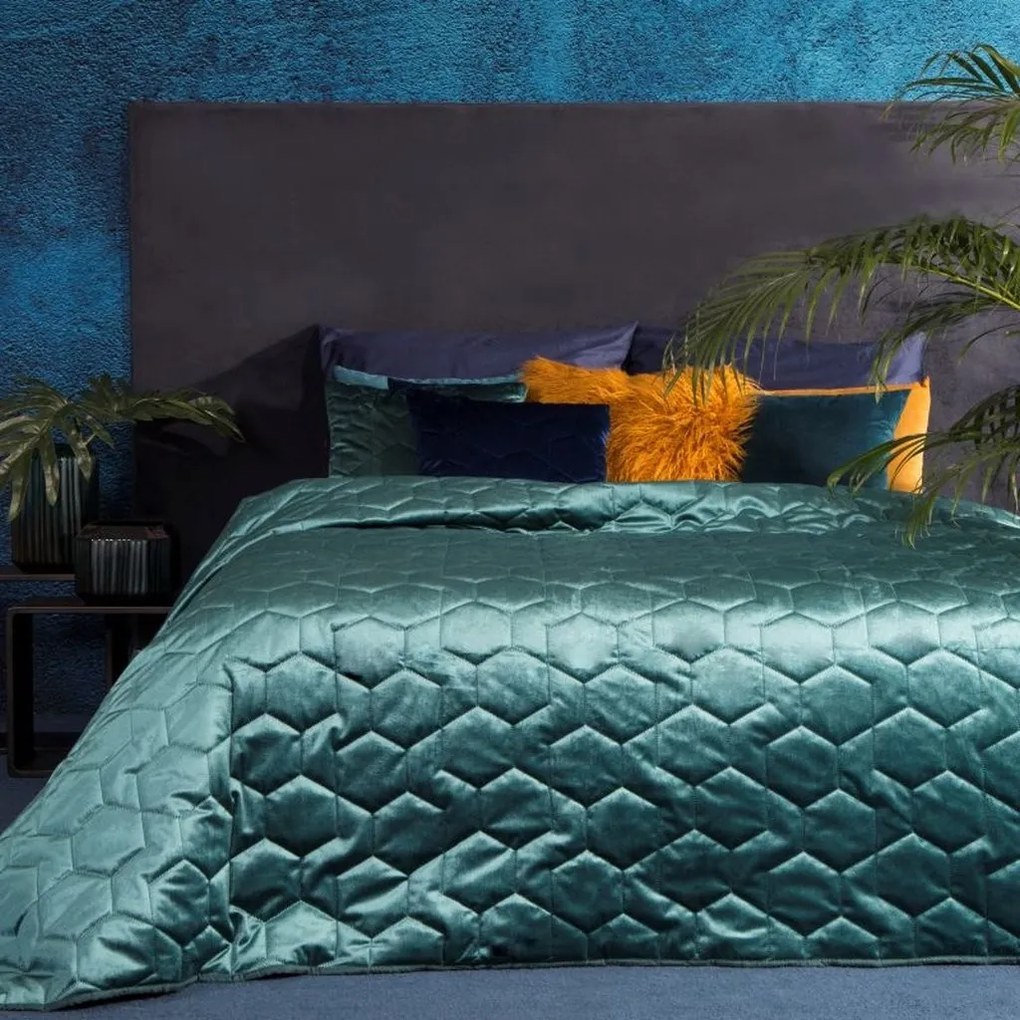 DomTextilu Luxusný svetlo modrý prehoz na manželskú posteľ Šírka: 170 cm | Dĺžka: 210 cm 21778-138506