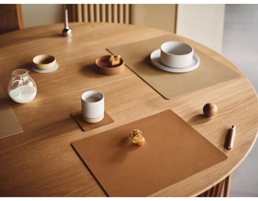 Dekoratívny drevený úložný box v prírodnej farbe ø 11x3 cm Circle S – LIND DNA