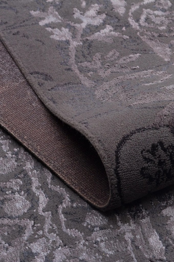 Tor 01 - Anthracite
