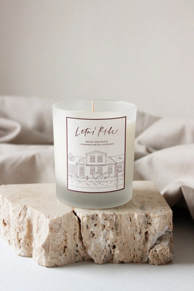 Bella Rose Ručne liata sójová sviečka Letní Ribe 220 g