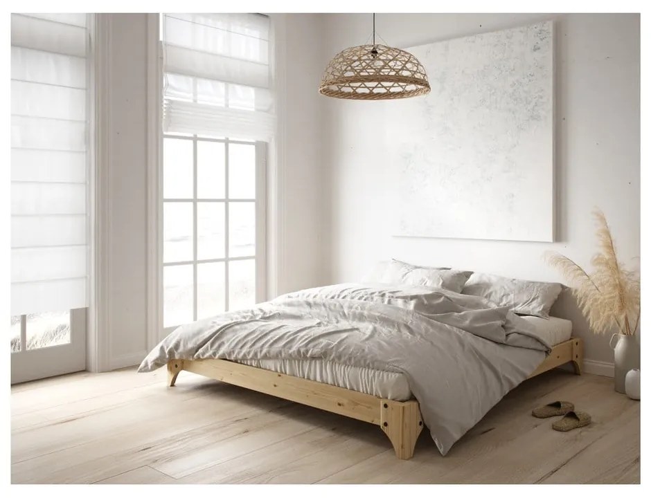 Dvojlôžková posteľ z borovicového dreva s roštom 160x200 cm Elan – Karup Design