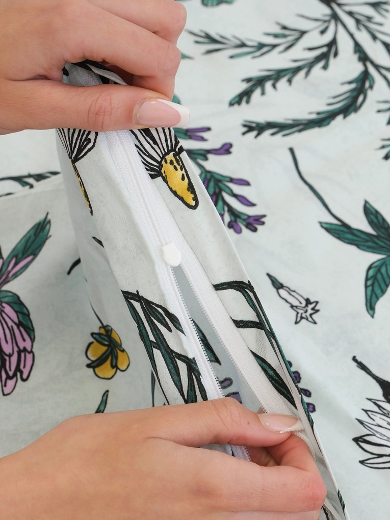 Bavlnená obliečka na vankúš Renforcé 40 × 60 cm - Herbár mentolový