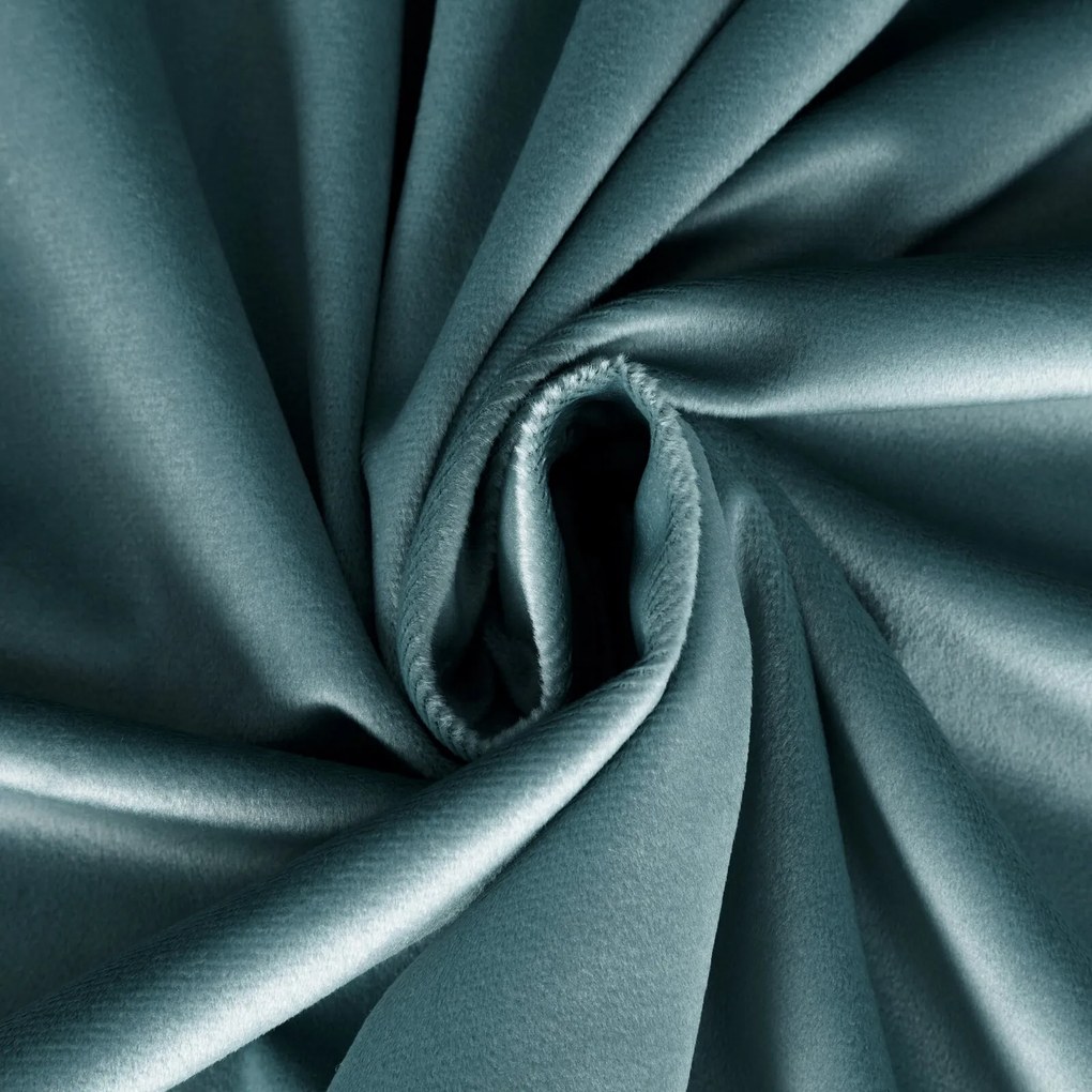 ZATEMŇOVACÍ ZÁVES NA PÁSKE ROSA 135X300 CM TMAVOMODRÁ