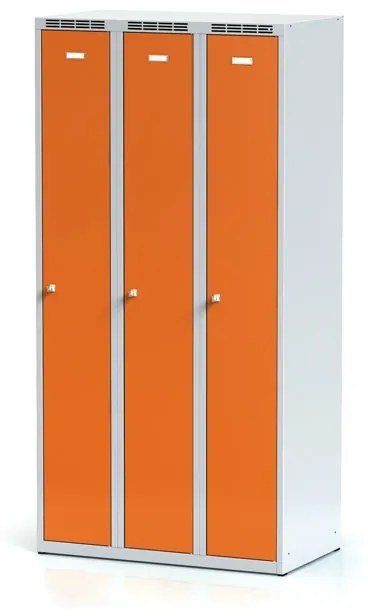 Alfa 3 Kovová šatníková skrinka 3-dielna, 1800 x 900 x 500 mm, otočný zámok, oranžové dvere