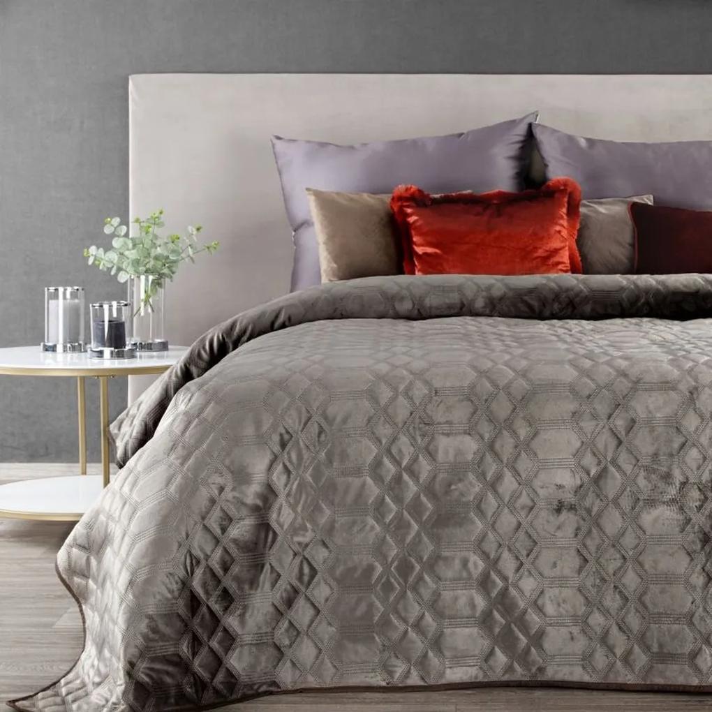 DomTextilu Béžový zamatový prehoz na posteľ s dekoračným prešívaním Šírka: 230 cm | Dĺžka: 260 cm 28422-159480