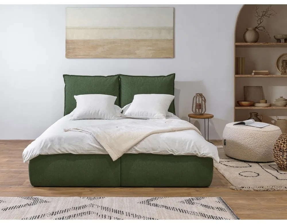 Tmavozelená čalúnená dvojlôžková posteľ s úložným priestorom a roštom 160x200 cm Garancia – Bobochic Paris