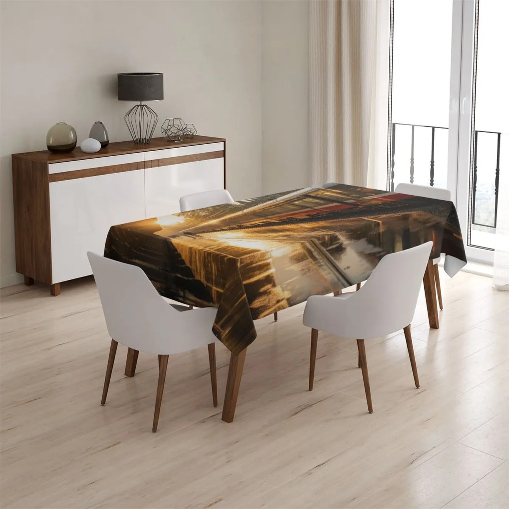 Sablio Obrus Vlak na stanici pri východe slnka - 90x90 cm