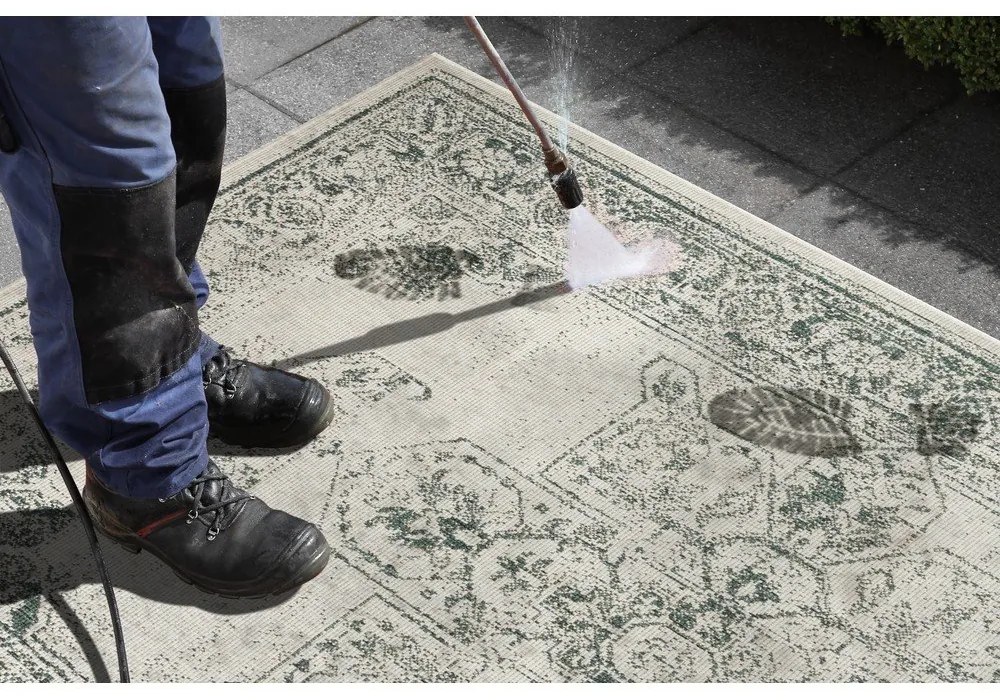 Zeleno-krémový vonkajší koberec NORTHRUGS Borbon, 200 x 290 cm