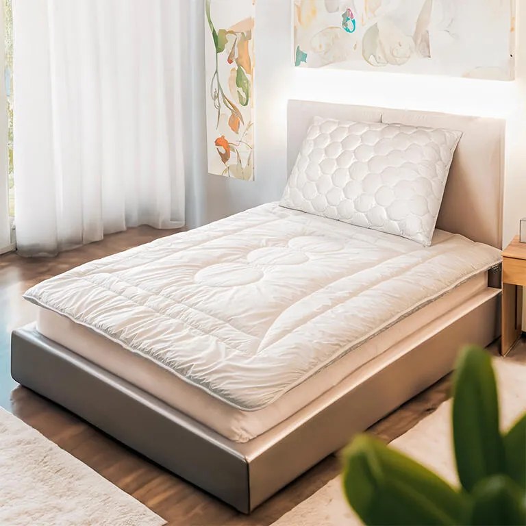 Súprava prikrývky a vankúša MAGIC LINE