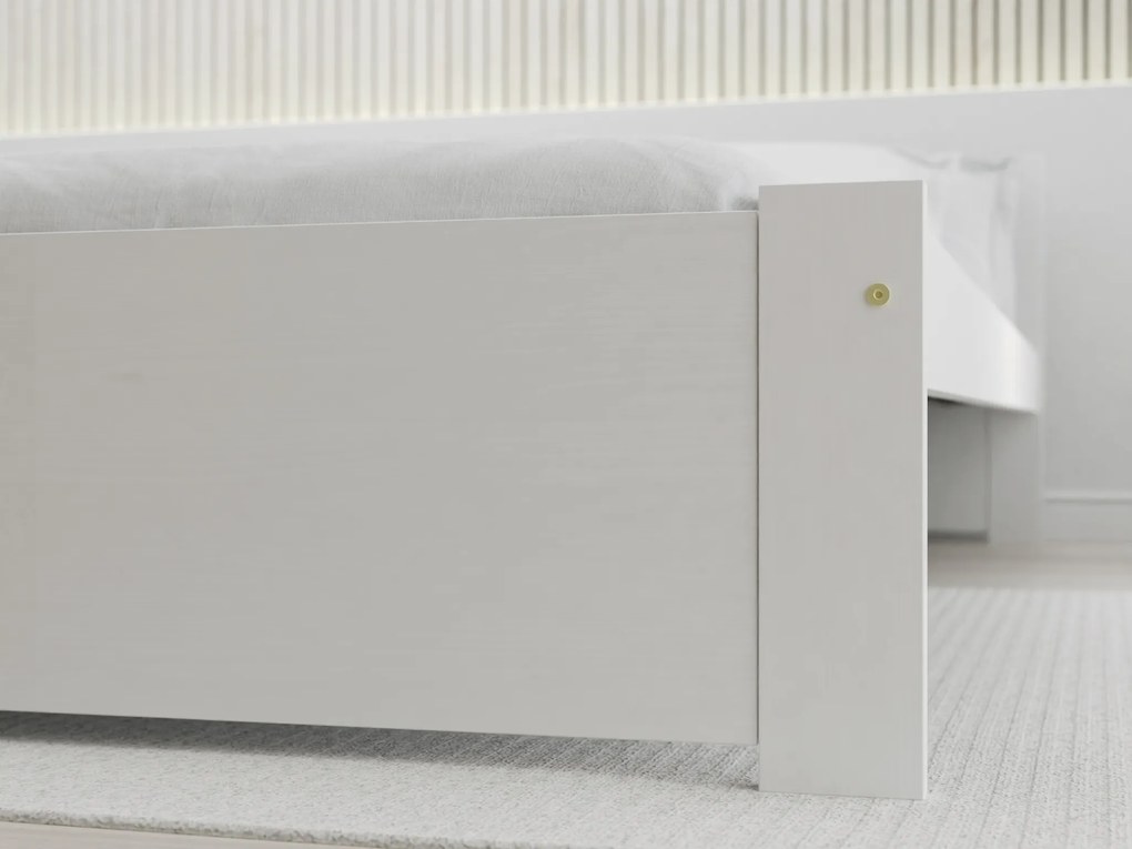 Posteľ IKAROS 120 x 200 cm, biela Rošt: Bez roštu, Matrac: Matrac DELUXE 10 cm