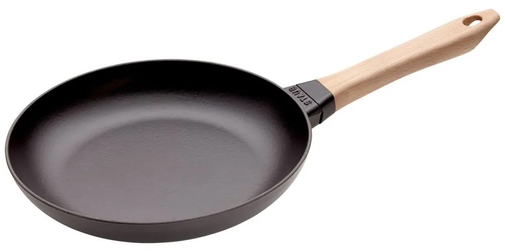 STAUB Panvica na vyprážanie 26 cm s drevenou rukoväťou čierna