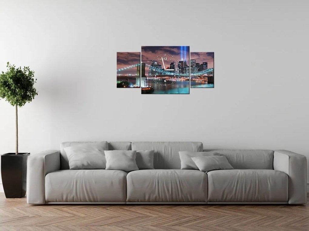 Gario Obraz s hodinami Panoráma Manhattanu - 3 dielny Rozmery: 90 x 70 cm