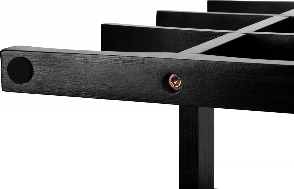 Bambusový stojan na víno v čiernom prevedení TODGAR