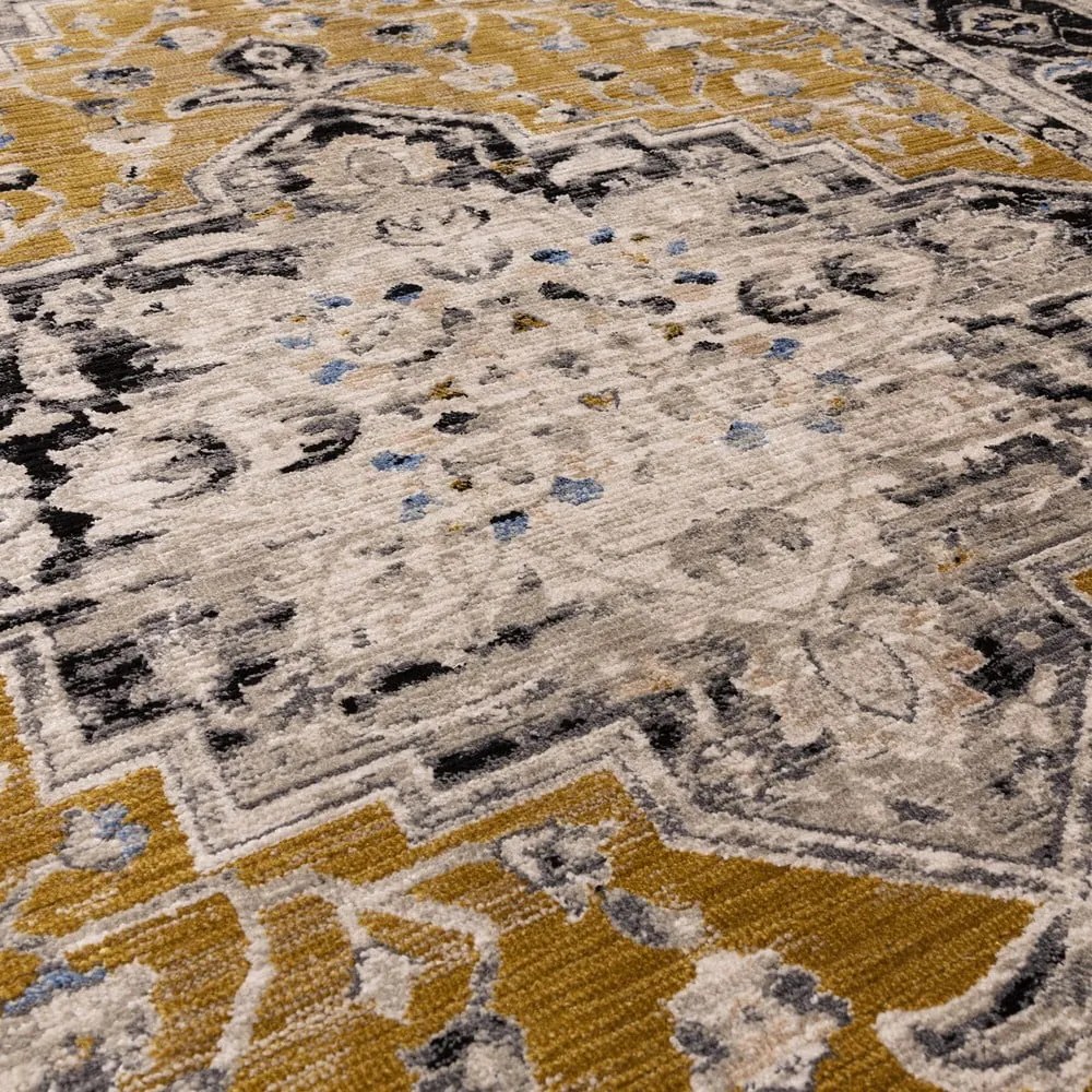 Okrovožltý koberec 160x240 cm Sovereign – Asiatic Carpets