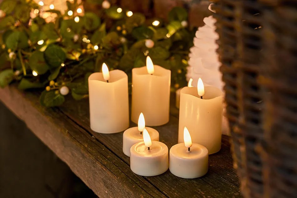 DECOLED LED svíčka, vosková, 5 x 7 cm, mandlová, set 2 ks