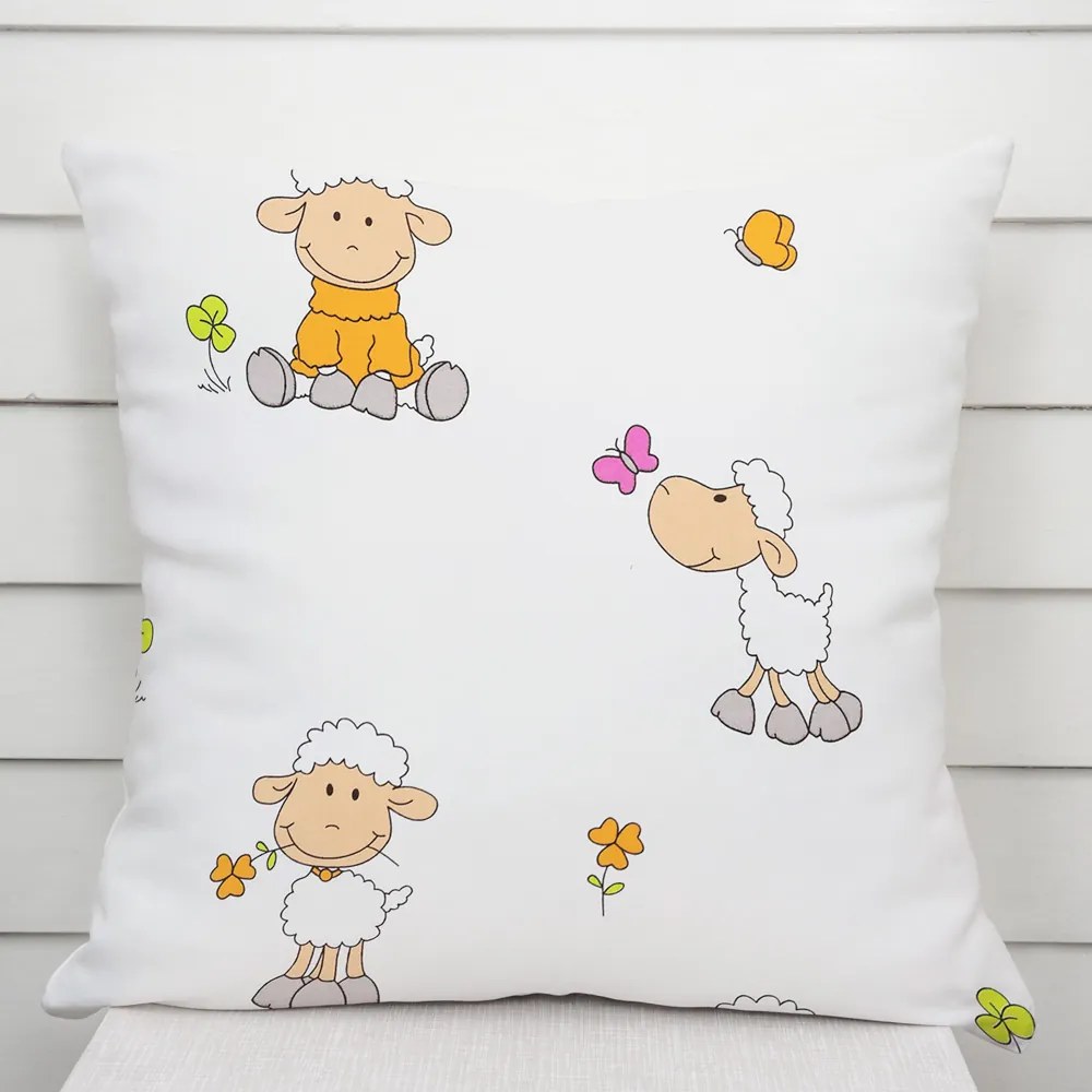 Biante Detská bavlnená obliečka na vankúš Sandra SA-728 Veselé ovečky na bielom 50 x 60 cm