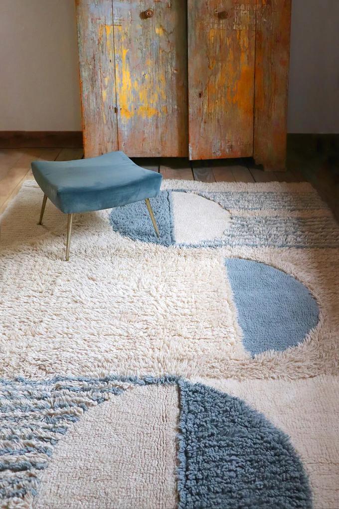 Vlnený koberec s ornamentami rays 170 x 240 cm modrý MUZZA