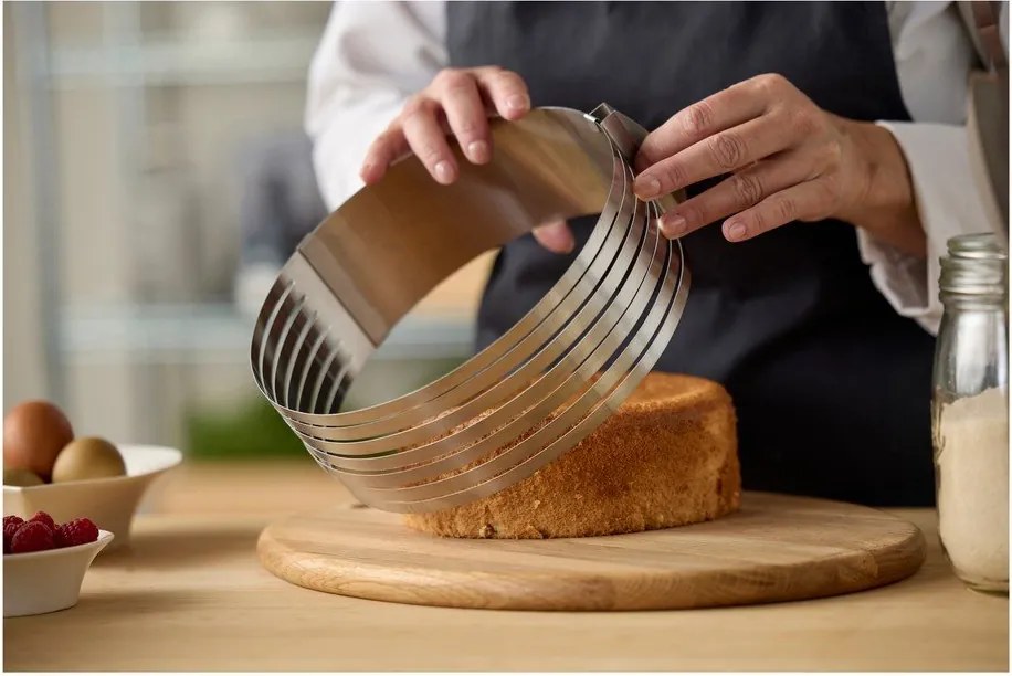 Krájač na tortové korpusy z nehrdzavejúcej ocele – Blomsterbergs