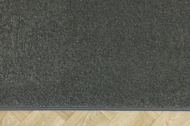 Metrážný koberec Carousel 275 NSF sivý