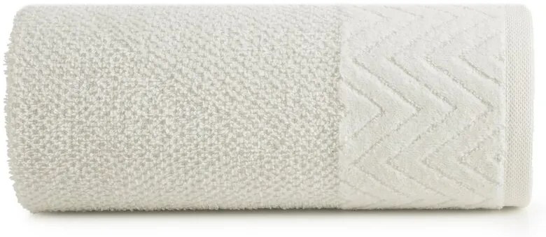 Dekorstudio Uterák LOREN so zamatovým okrajom - krémový Rozmer uteráku: 30x50cm