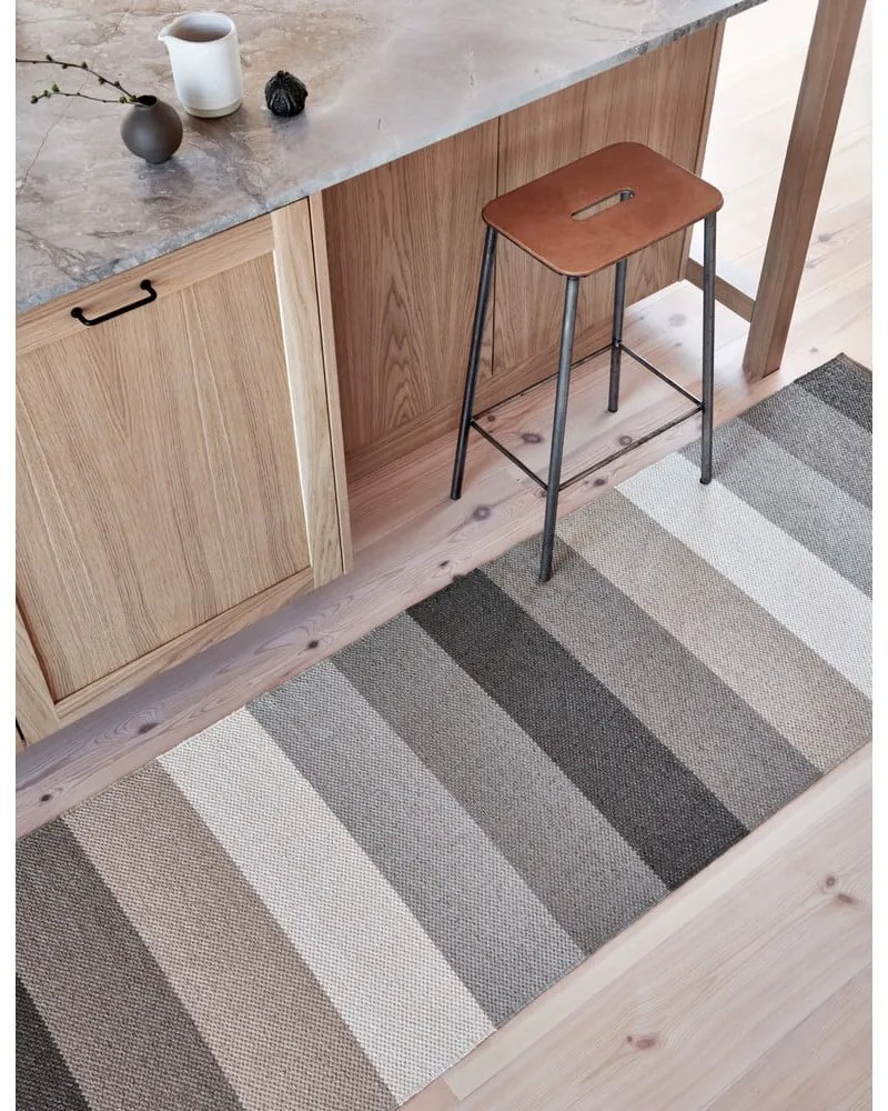 Sivo-béžový vnútorný a vonkajší behúň 70x300 cm Molly Clay – Pappelina