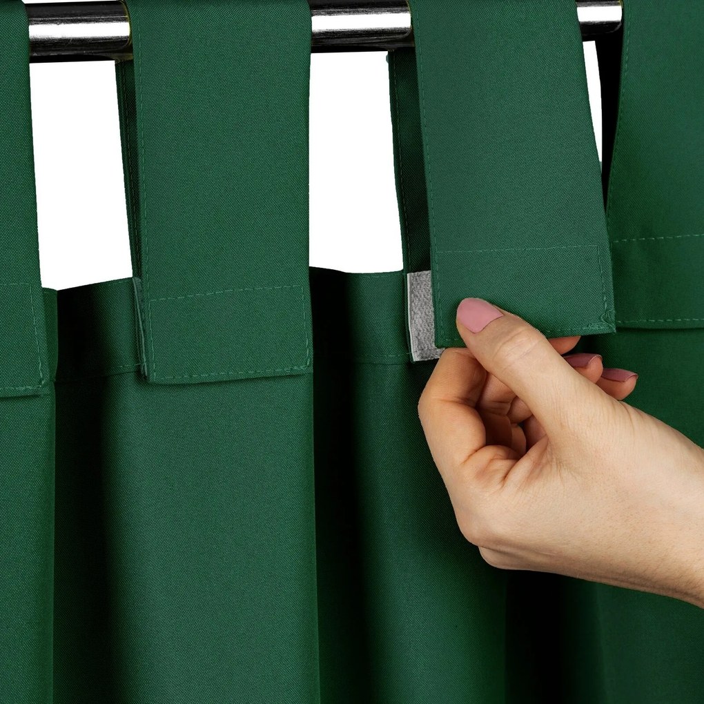 ZÁHRADNÝ VODEODOLNÝ ZÁVES NA PÚTKACH GARDEN 155X240 CM ZELENÁ