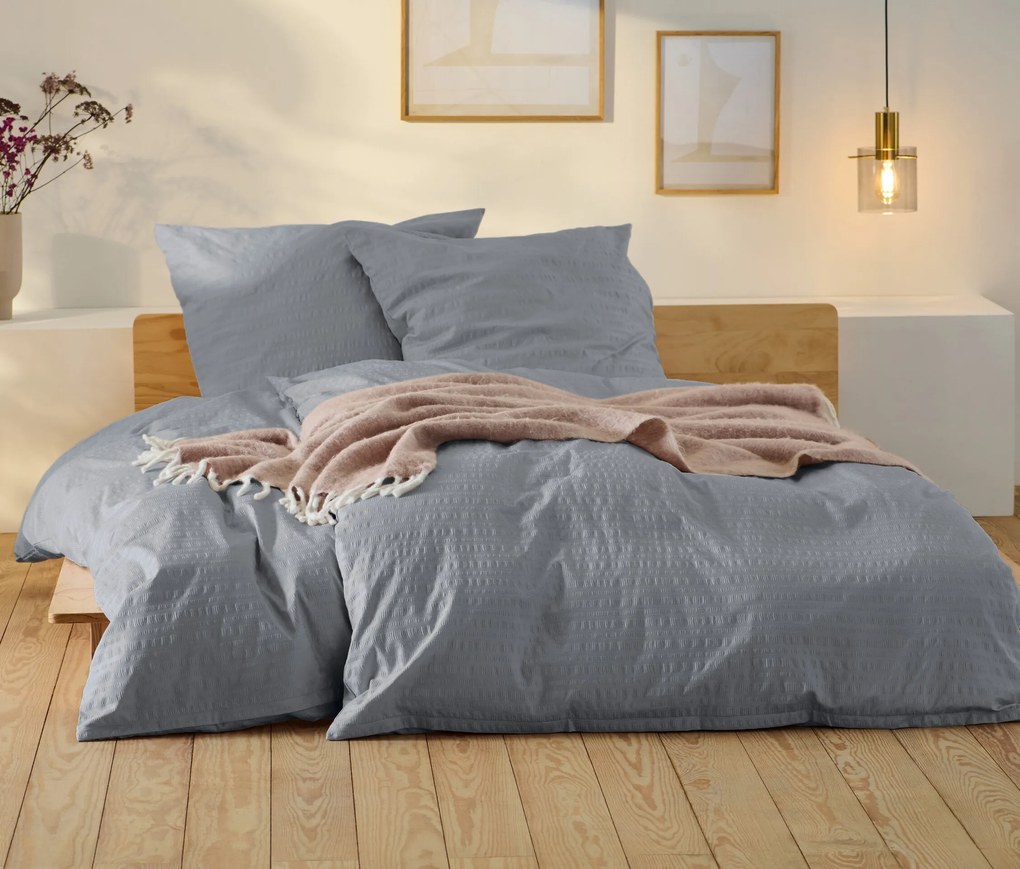 Krepová posteľná bielizeň, štandardná veľkosť, sivá