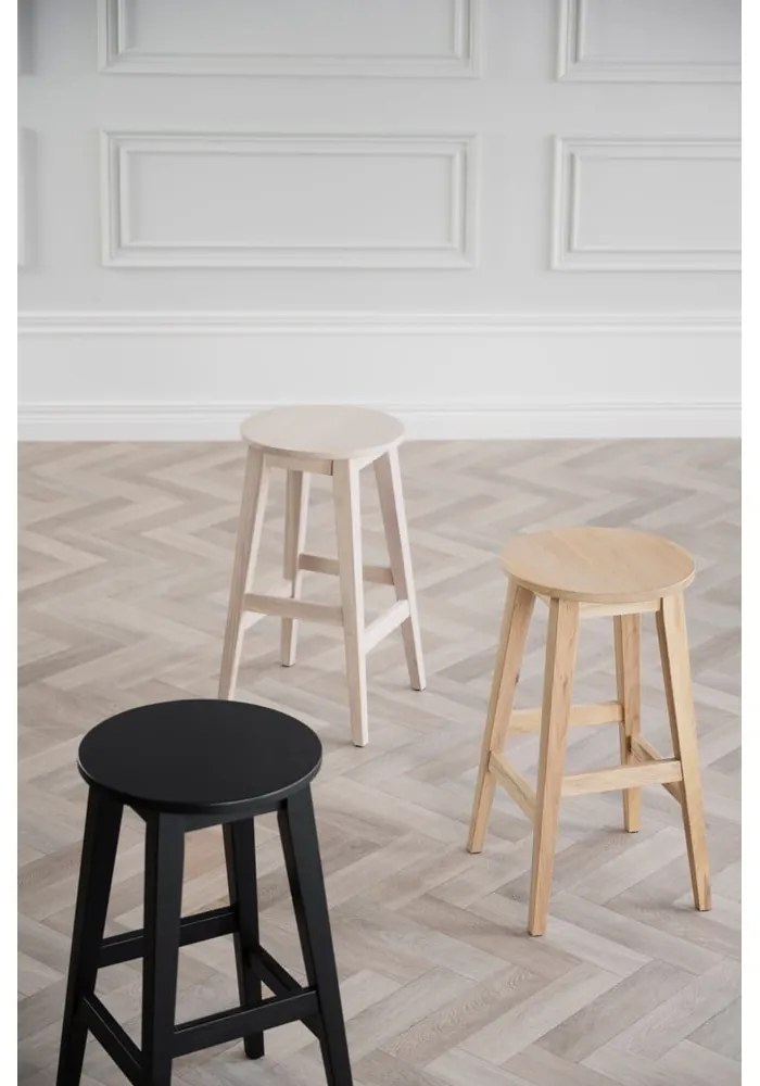 Barová stolička z dubového dreva v prírodnej farbe (výška sedadla 65 cm) Austin – Rowico