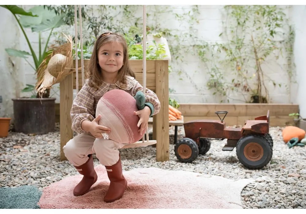 Detský vankúšik Ramona the Radish – Lorena Canals