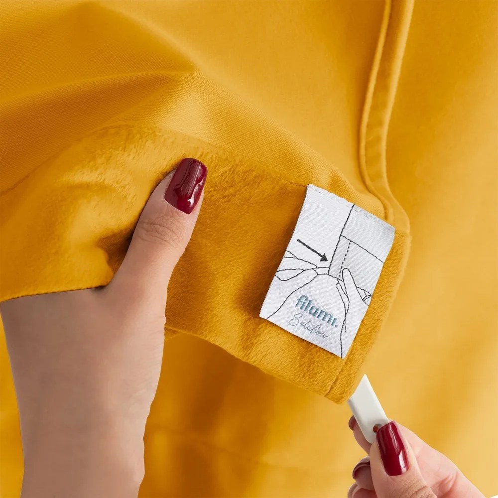 Zamatový dimout záves v horčicovej farbe 200x250 cm Velto – Filumi