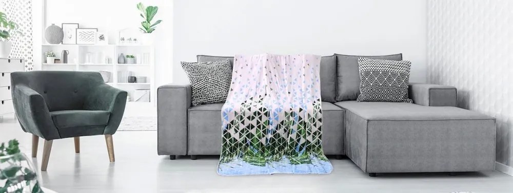 Biela deka s motívom zelených listov Šírka: 220 cm Dĺžka: 240cm