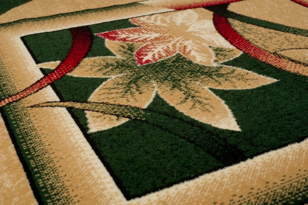 TA Koberec 1912B ZELENÝ ATLAS STR. Rozmer: 60x100 cm