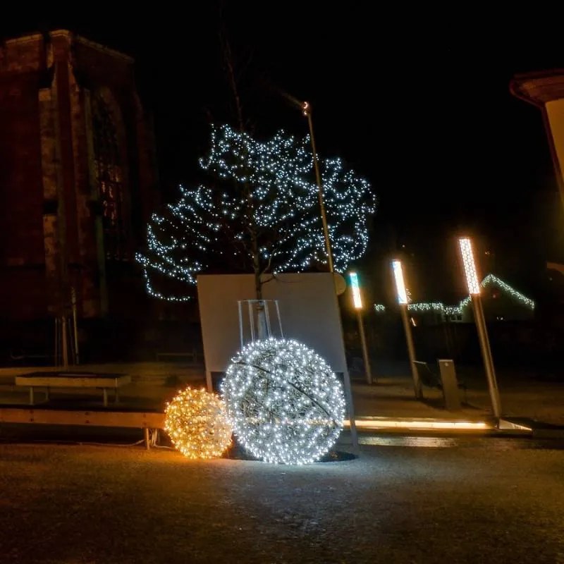 DECOLED Svetelná reťaz LED FLASH, 20 m, ľadovo biela, 120 diód, IP67, čierny kábel