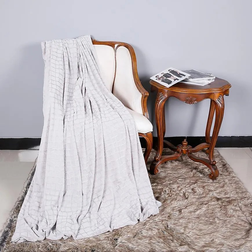 Deka Bulgo 170x220 svetlosivá