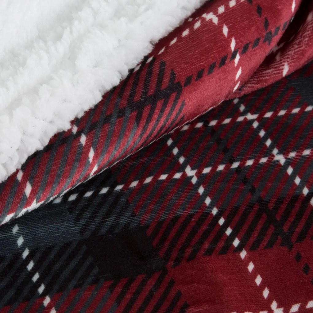 CHLPATÁ VIANOČNÁ DEKA NORDIC3 150X200 CM VZOROVANÁ